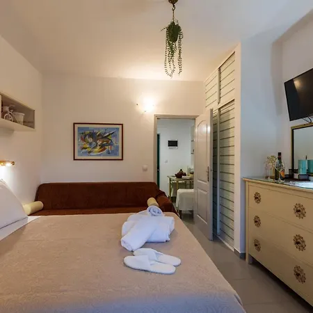 Aristotelis 2- Kanalia, Corfu Apartment *